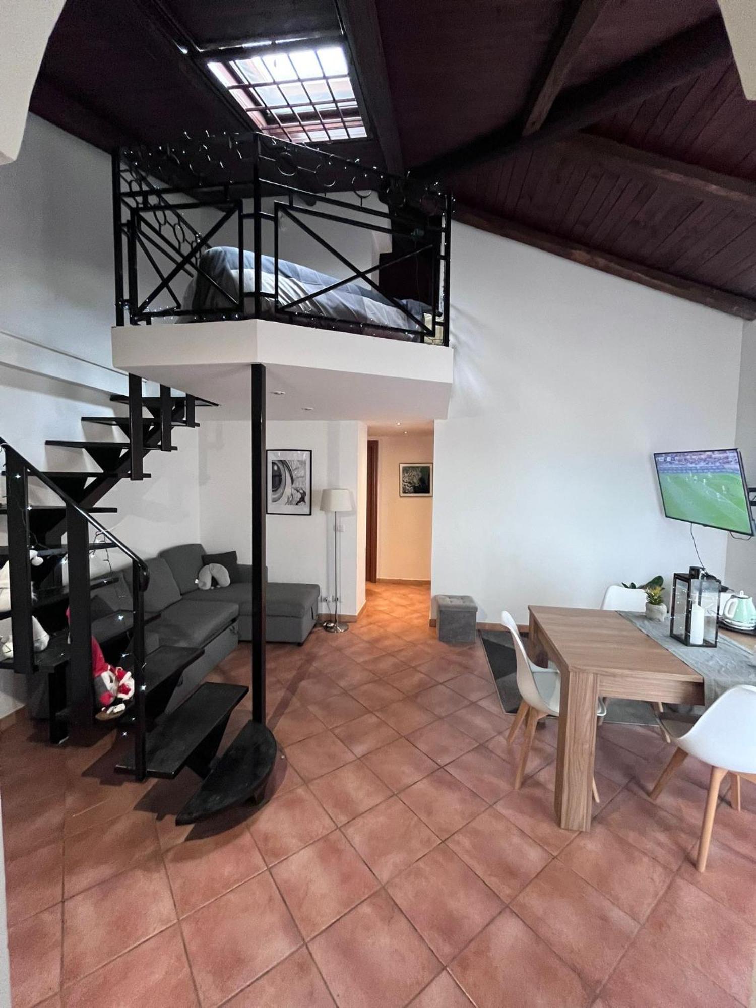 A Casa Di Leo Apartment Santa Maria delle Mole Ngoại thất bức ảnh